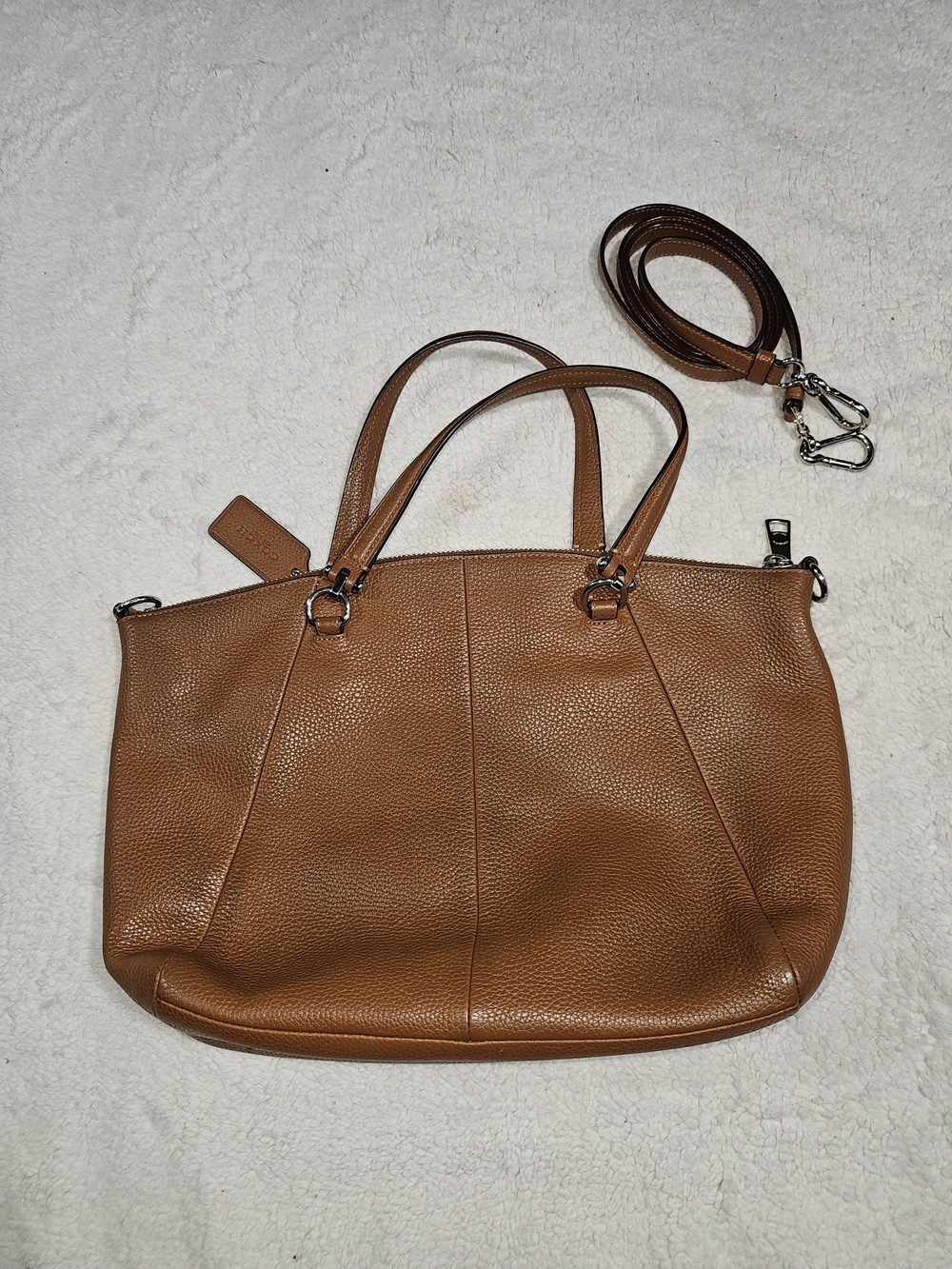 COACH CROSSBODY SHOULDER HANDBAG PEBBLED LEATHER. - Picture 7 of 12